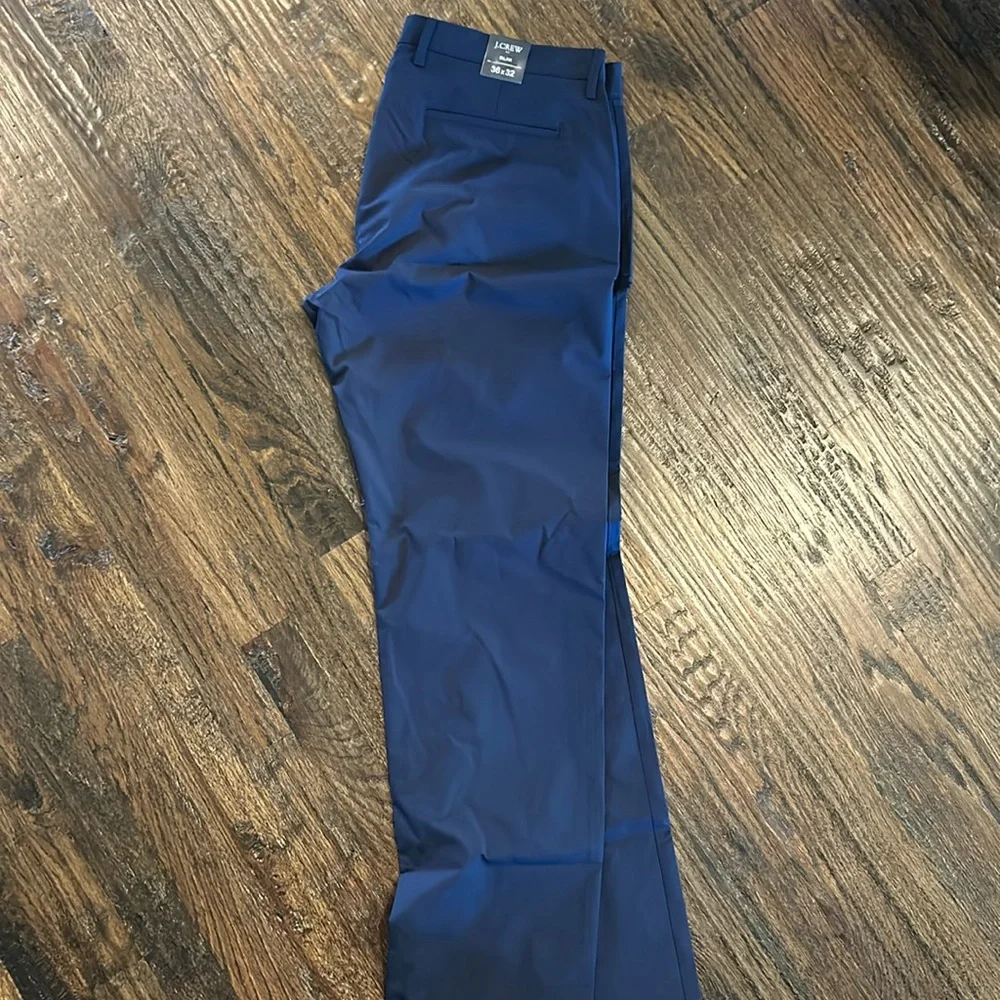 BNWT J Crew Slim Tech Pants in Navy Blue 36x32 - Picture 1 of 7